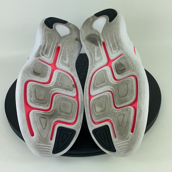 Nike Lunarconverge White/Pink Athletic Running Shoes 852469-101 Women's Size 9 - Picture 10 of 12